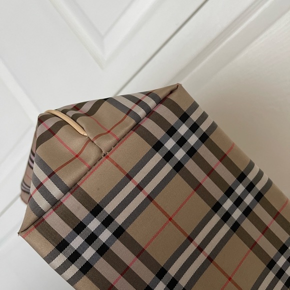 Authenticated Burberry House Check Tote Brown Beige Canvas Fabric Bag - Picture 7 of 8